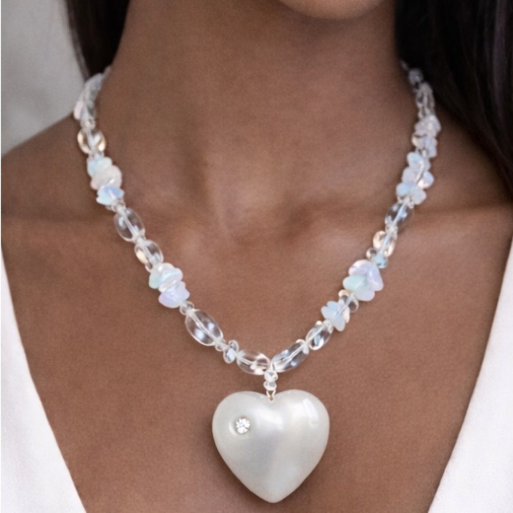 Elegant Heart Pendant Necklace with Swarovski Crystal